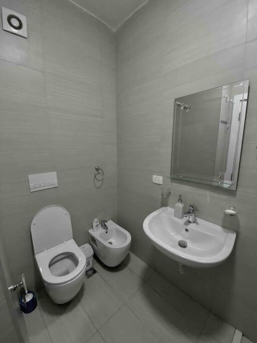 2+1 Apartment - Tirana City Center エクステリア 写真